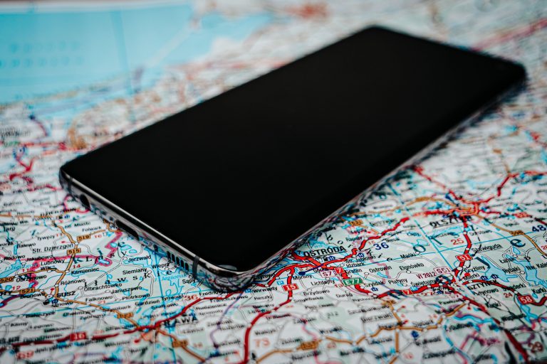 Descuento para tu eSIM de viaje con Holafly: código ALFONEXPLORA