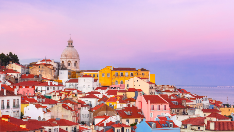 Alfama, Mouraria y Graça: ruta a pie por la Lisboa histórica