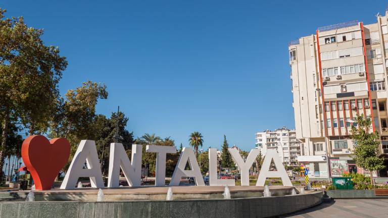 Madrid–Antalya por 183€ i/v: Turquía más allá de Estambul
