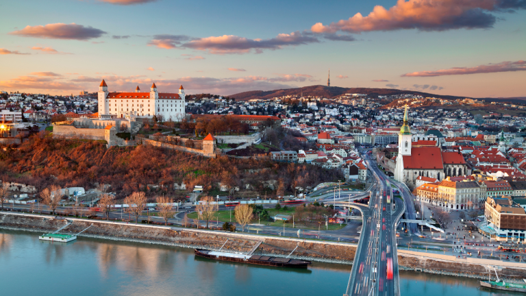 Barcelona – Bratislava por 37€: cinco noches y dos capitales al alcance