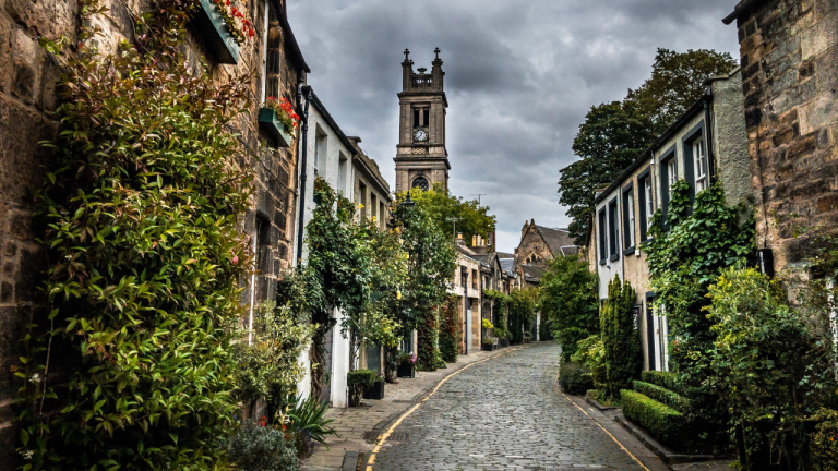 Madrid – Edimburgo por 75€ ida y vuelta: cuatro noches en Escocia por muy poco
