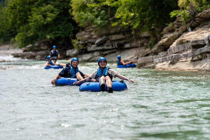 Rafting por el cañón de Osumi desde Berat por 33€