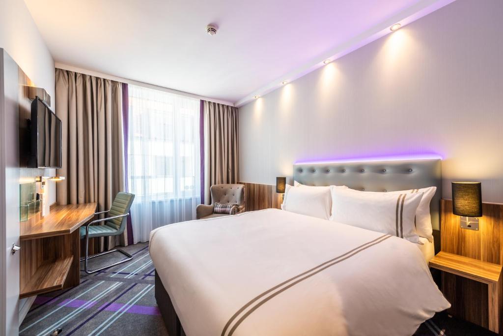 Premier Inn Dresden City Centre