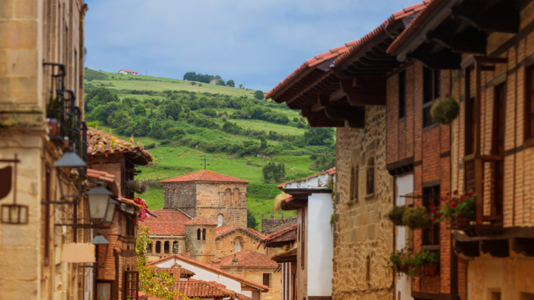 Tres noches en Santillana del Mar por 117€ por persona
