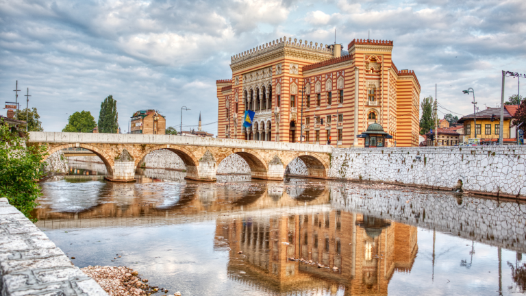 Sarajevo por 71€ desde Girona: una semana para descubrir Bosnia