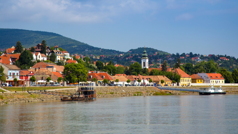 Szentendre desde Budapest: cómo llegar y qué ver en un día