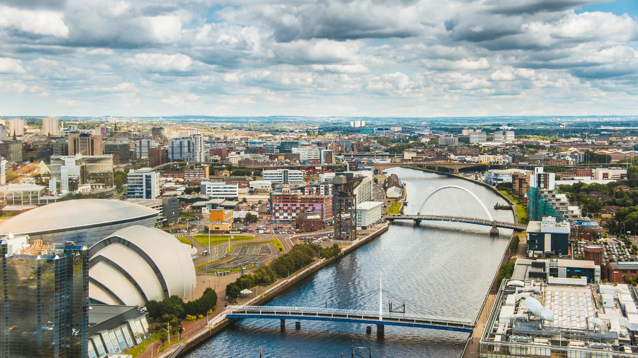 Alicante–Glasgow por 46€ ida y vuelta: seis días para conocer la Escocia industrial y salir hacia las Highlands