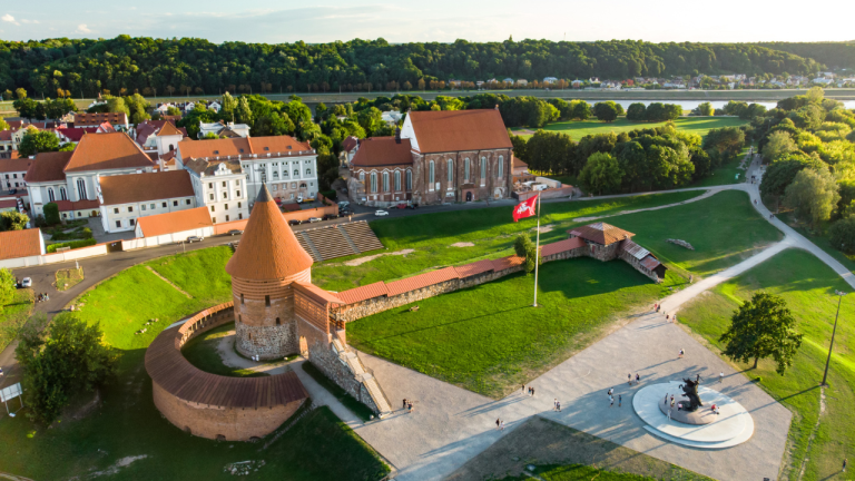 Alicante–Kaunas por 103€: cuatro noches para viajar a Lituania sin utilizar Vilna como excusa