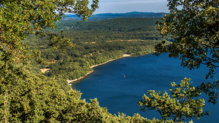 Sanabria en noviembre: dos noches rurales cerca del lago por 140 € para dos