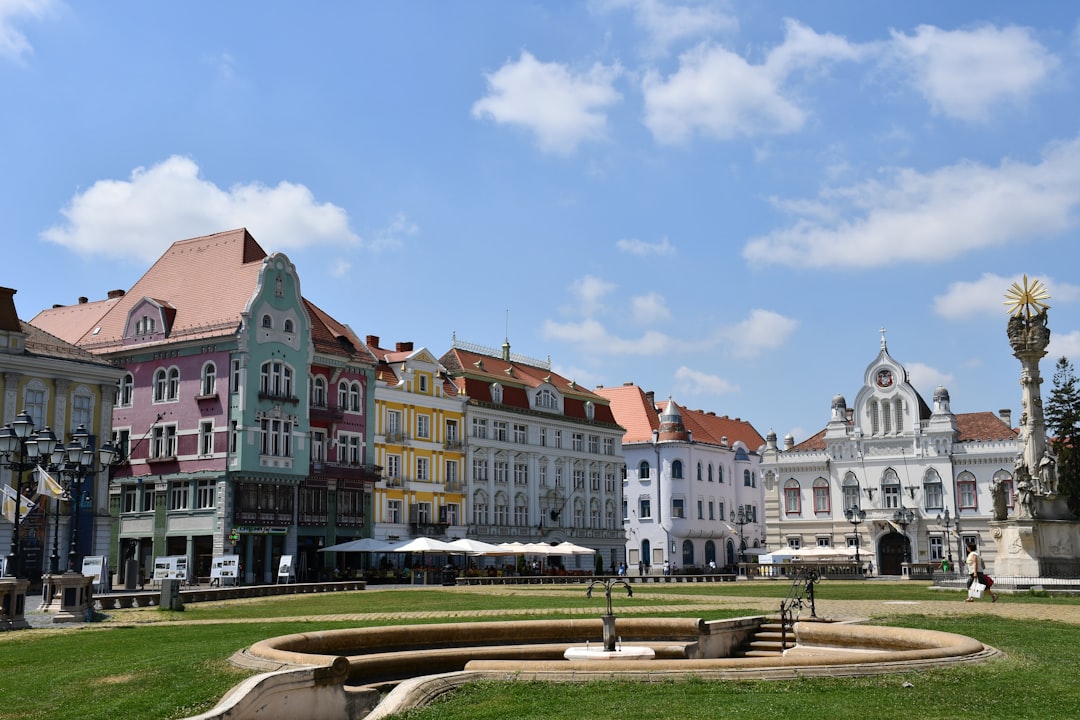 Timișoara, portada de la oferta Madrid–Timișoara