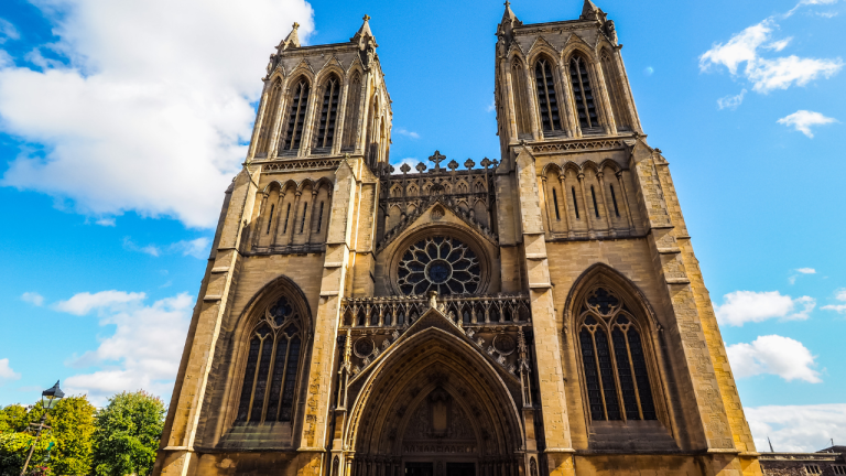 Bristol: vuelo + tres noches desde Madrid por 206,50€ por persona