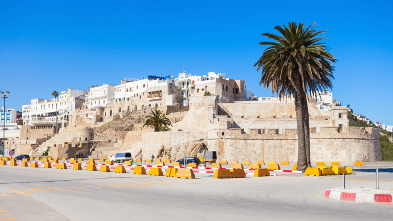 Ruta Alfonsiana por Marruecos: Tánger → Chefchaouen → Meknes → Fez con vuelos por 50€