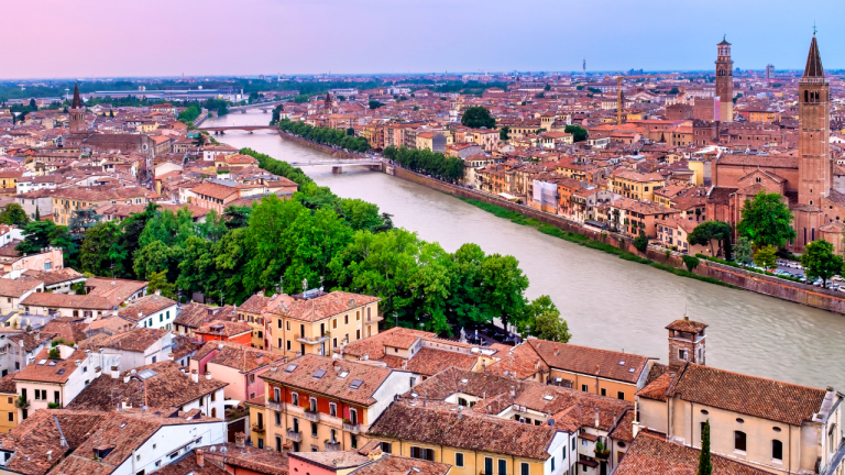Verona por 124€ por persona con vuelos directos + tres noches