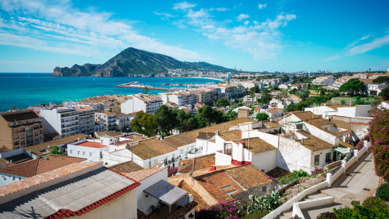 Altea: tres noches Adults Only con desayuno por 195 € por persona