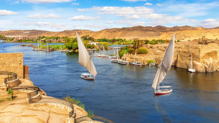 Ruta Alfonsiana por Egipto: El Cairo, Luxor y Asuán con vuelos extremos por 522 €