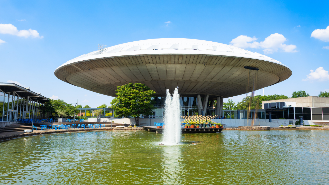 Eindhoven y su pasado industrial: cuatro noches en un 4★ y vuelos por 375,50 € por persona