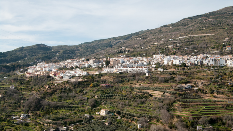 Lanjarón: dos noches con desayuno por 66 € por persona en la Alpujarra