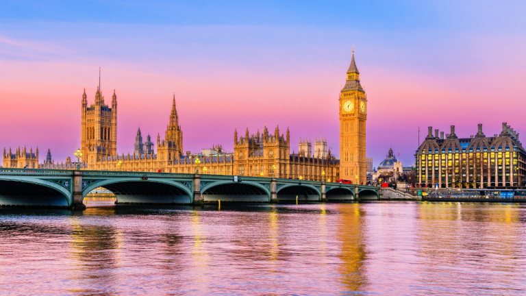 Londres desde Sevilla por 123 € por persona: vuelo directo a Luton y dos noches