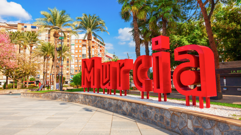 Murcia por 84 € por persona: un fin de semana de catedral, plazas y buena mesa