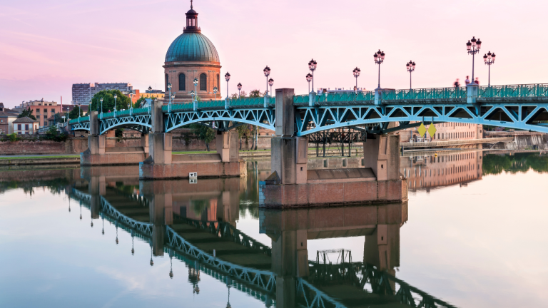 Navidad en Toulouse: vuelos desde Alicante y siete noches por 278 € por persona