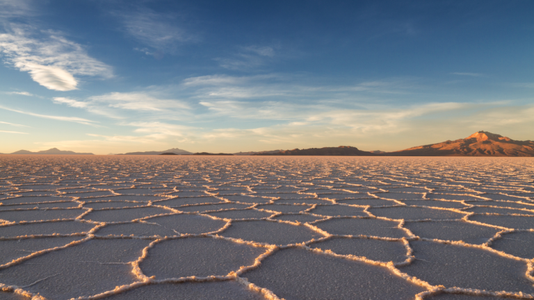 Cómo llegar al Salar de Uyuni desde La Paz: vuelo directo por 150 € ida y vuelta