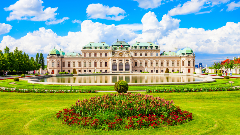 Viena desde Valencia por 124 € por persona: vuelos directos y dos noches en el Hotel Geblergasse